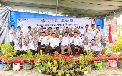 Tasyakuran dan Pelepasan Kelas Akhir MTSN 13 Ngawi